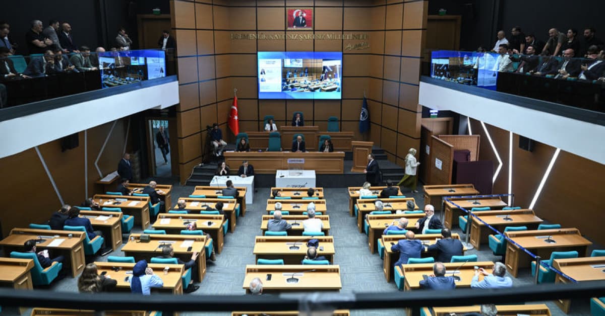 Üsküdar Belediyesi'nde seçim ertelendi
