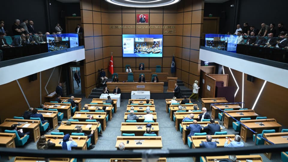 Üsküdar Belediyesi'nde seçim ertelendi