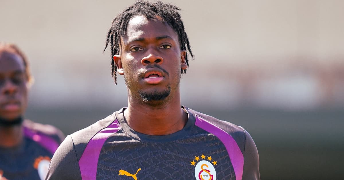 Galatasaray'da Bitshiabu ilk idmanına çıktı!