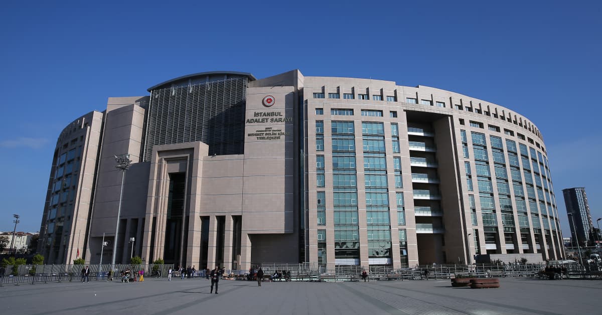 İBB soruşturması: 12 şüpheli adliyede
