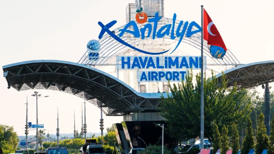 Antalya Havalimanı'nda operasyon: Tam 18,9 kilo ele geçirildi