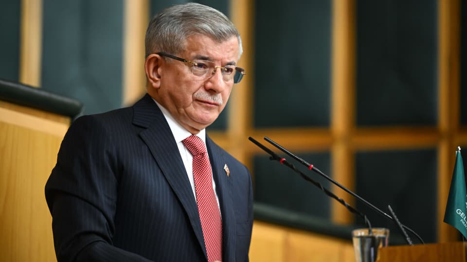 Ahmet Davutoğlu bugün ifade verecek