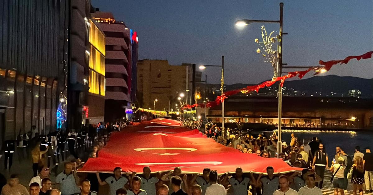 Bakanlardan 9 Eylül mesajları