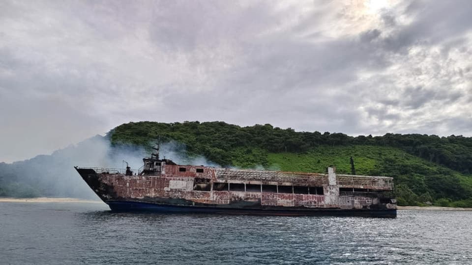 Filipinler'de feribotta yangın