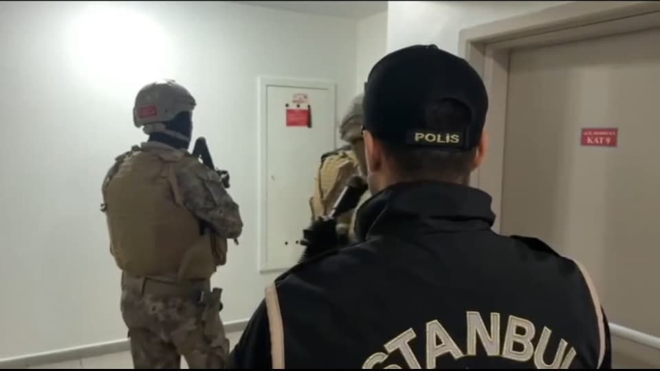 Suç örgütü propagandasına 74 gözaltı