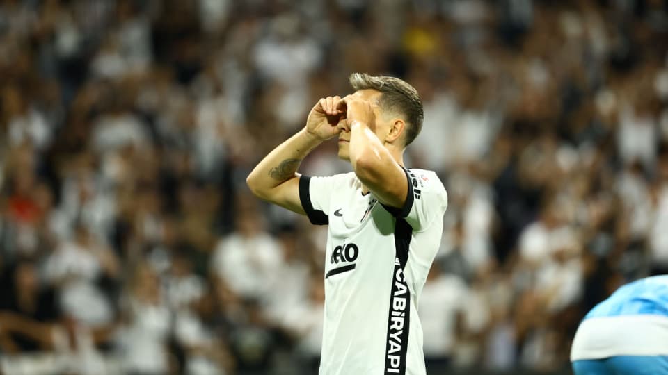 Trossard ağırlığını koyuyor!