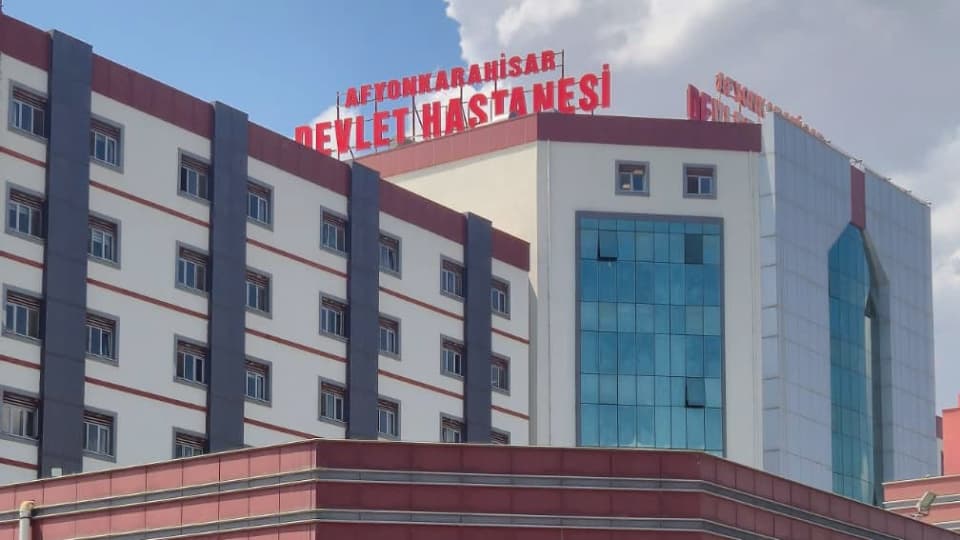 Afyonkarahisar'da 15 sağlık görevlisi gözaltında