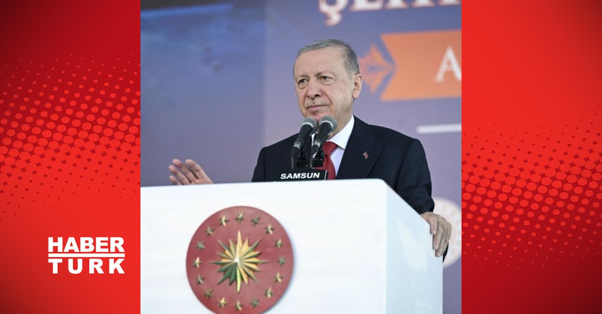 Cumhurbaşkanı Erdoğan açıklamalarda bulunuyor