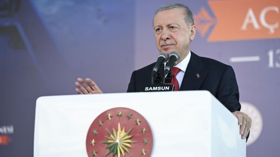 Cumhurbaşkanı Erdoğan açıklamalarda bulunuyor