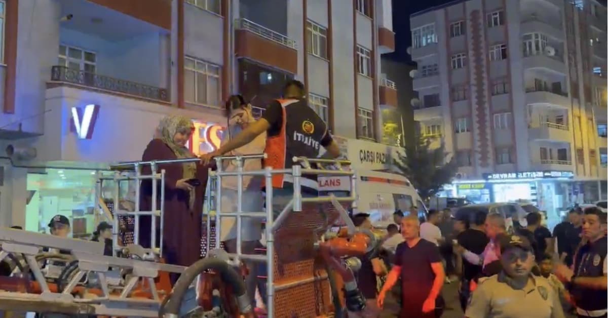 Iğdır’da yangın: 18 kişi tahliye edildi