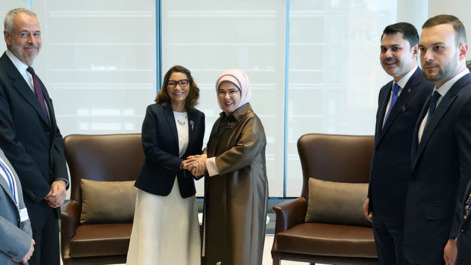 Emine Erdoğan, Brezilya Devlet Başkanı'nın eşiyle görüştü