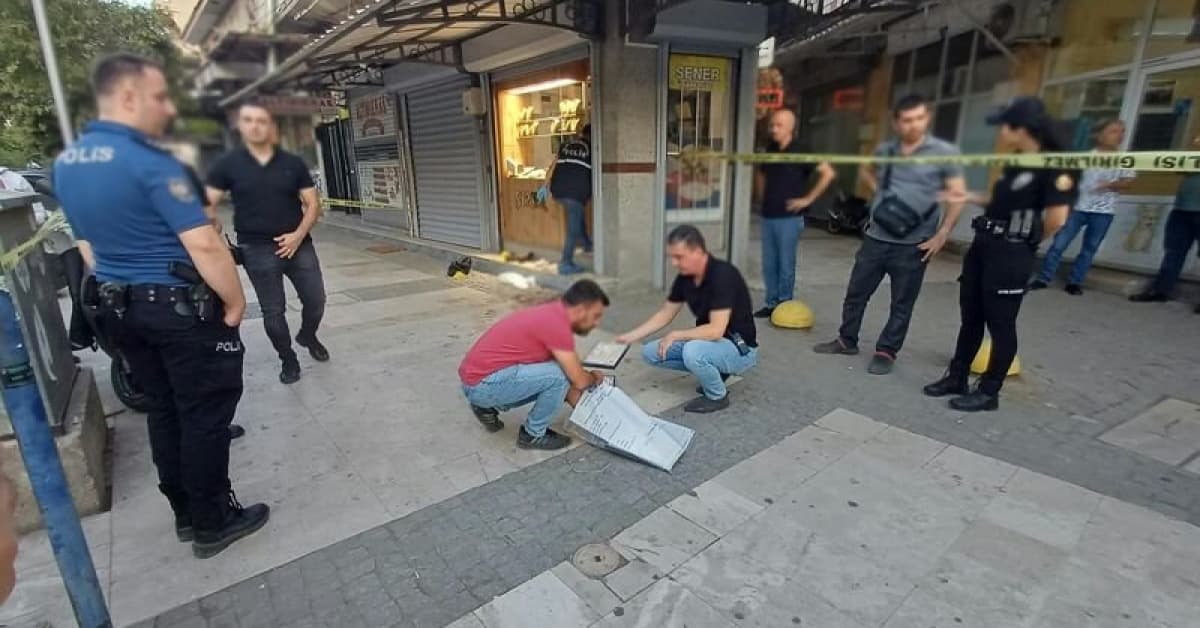 Kuyumcuya soygun girişimi: 2 yaralı