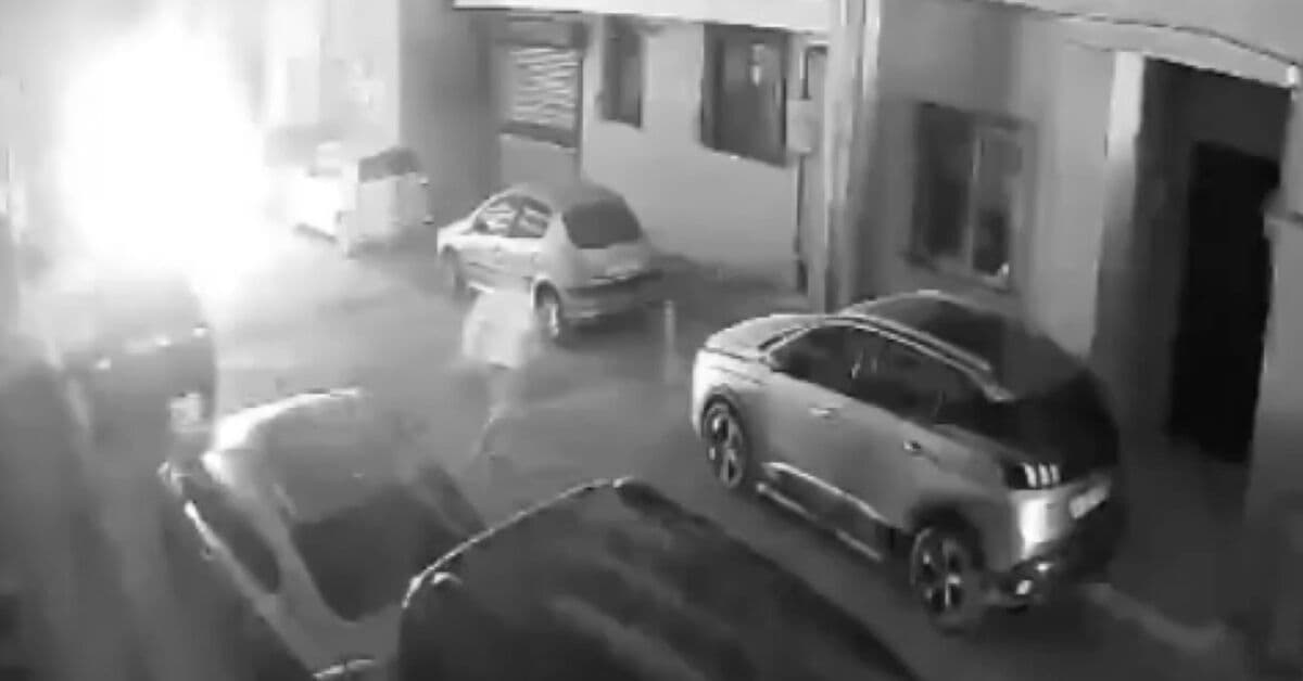 3 servis aracı yakıldı 9 şüpheli tutuklandı
