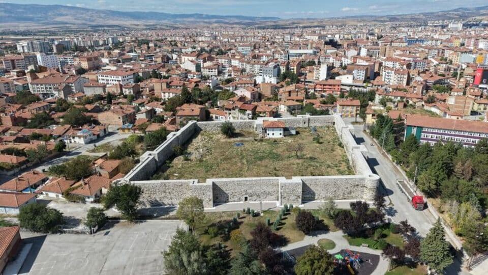 Çorum Kalesi turizme açılacak