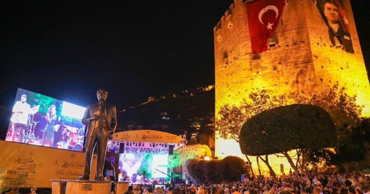 Cazın kalbi Alanya'da attı