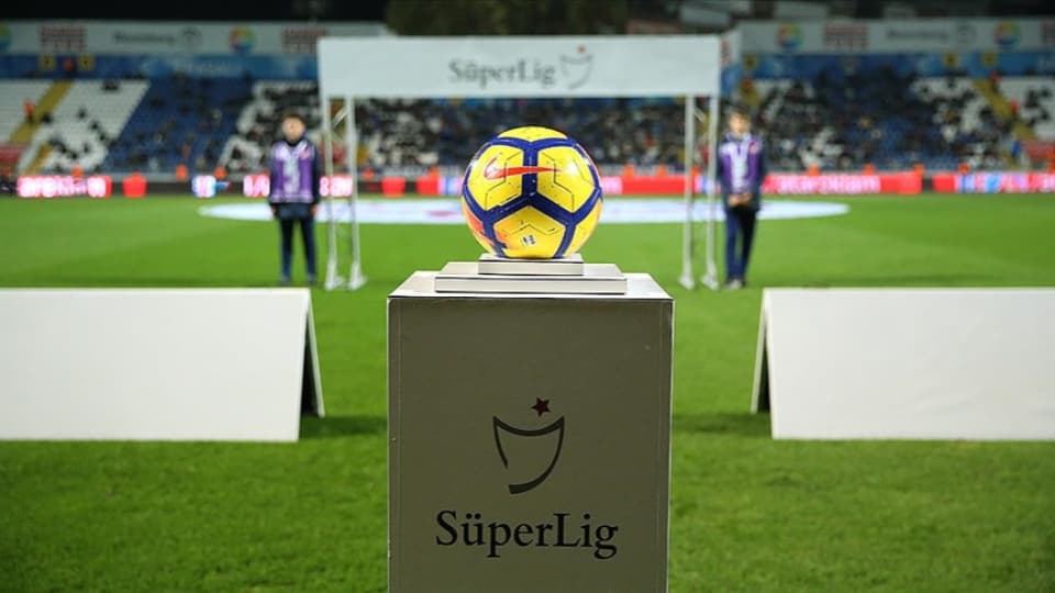 Süper Lig'de galibiyet ödülü 9,8 milyon lira!