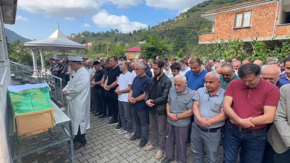 Su dolu menfez iki çocuğu yuttu! Çok büyük acı...