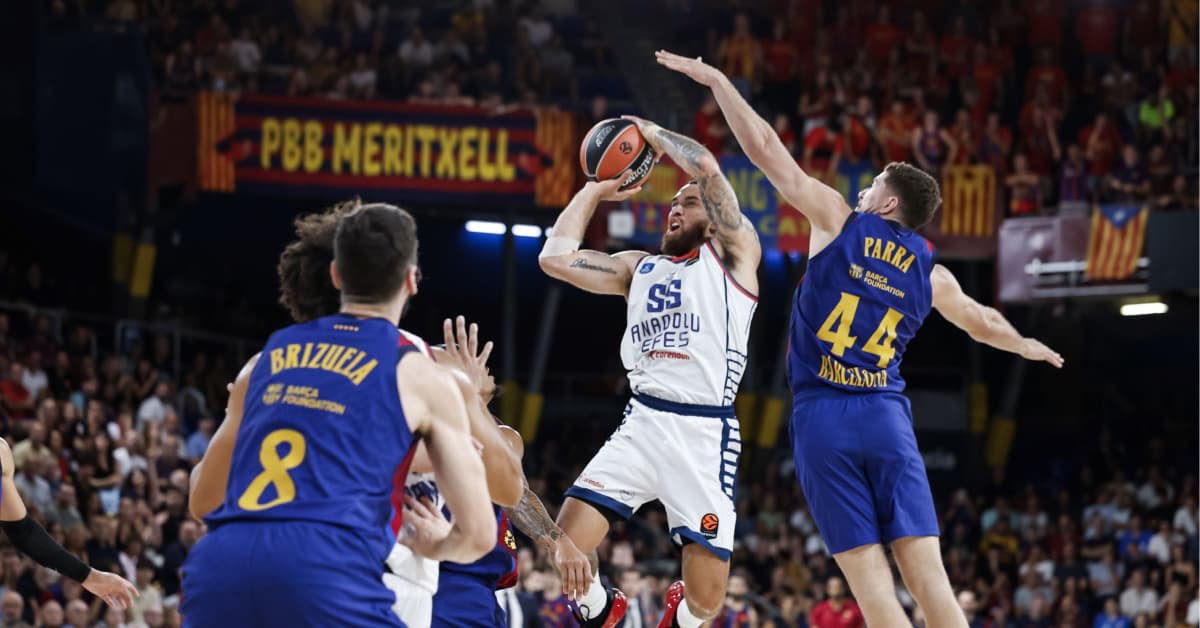 Anadolu Efes, Barça'ya mağlup!