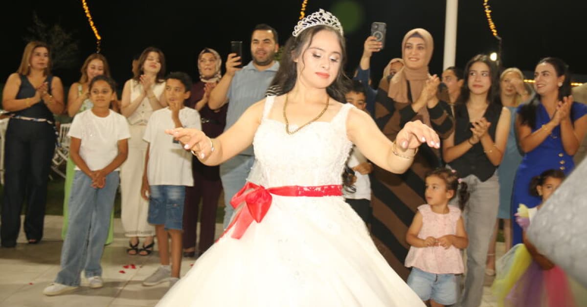 Down sendromlu Pınar'ın gelinlik hayali gerçek oldu