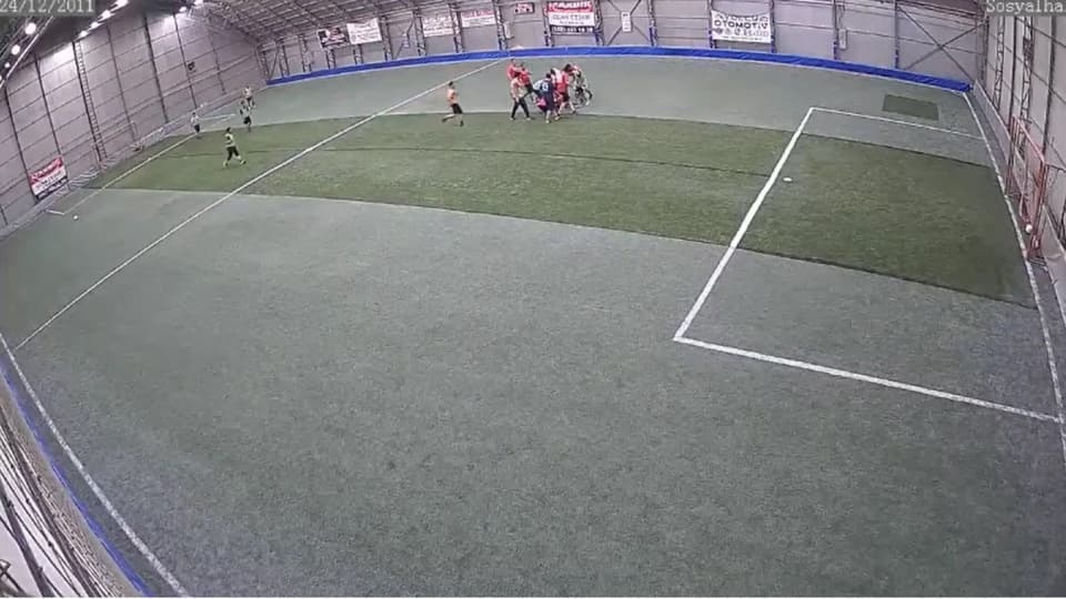 Halı sahada kalp krizi! Sağlık çalışanı hayatını kaybetti