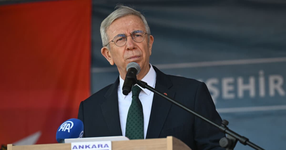 "Öncelikli olarak görevimi sürdürüyorum"