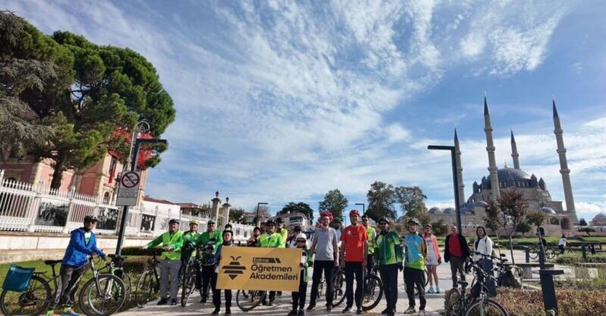 Öğretmenler sağlık için pedal çevirdi