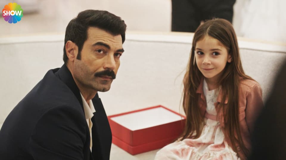 "Kimin kızı Leyla?"