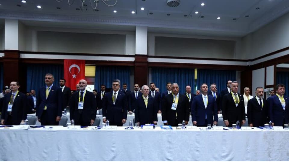 F.Bahçe'de tarihi genel kurul!