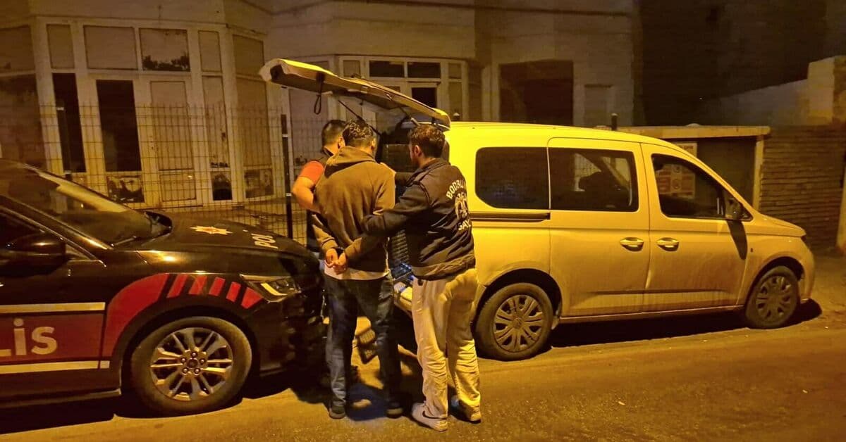 Gürültü kavgasında komşusunu öldürdü