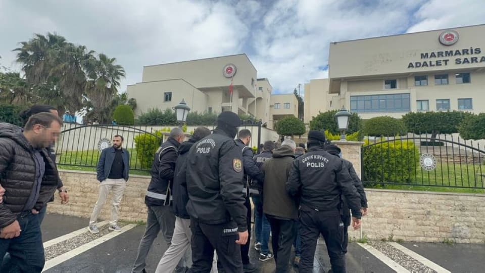 Marmaris Belediyesi'nde tutuklu kalmadı