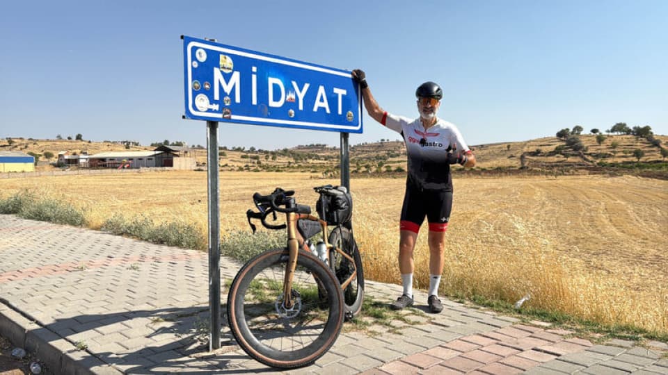 İsviçre'den Midyat'a 4 bin 500 kilometre