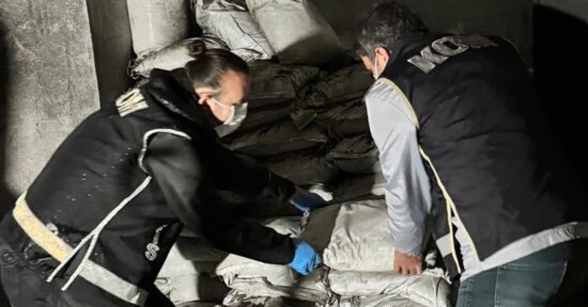 800 bin dolara satacaklardı... Tam 8 ton!