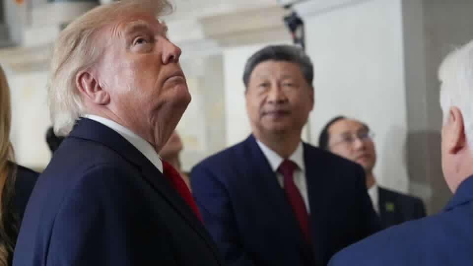 Trump, Çin lideriyle muhalif medya patronunu görüştü