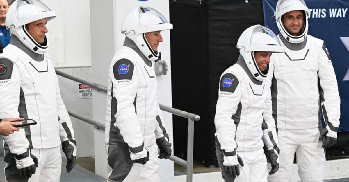 NASA, Crew-13'ü uzaya fırlattı