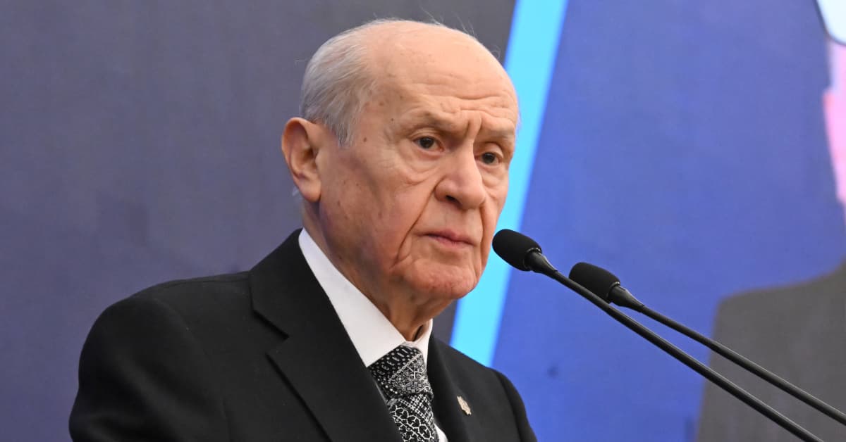 Bahçeli: Türkiye arınma sürecinden geçiyor