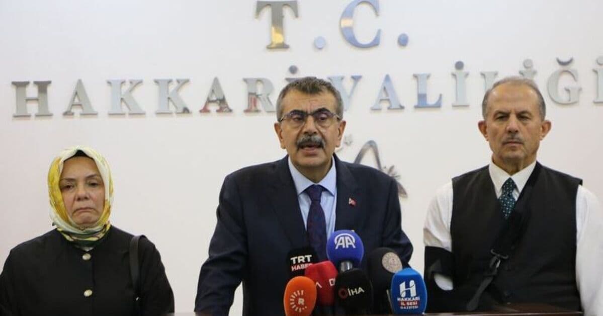 Milli Eğitim Bakanı Tekin Hakkari'de konuştu
