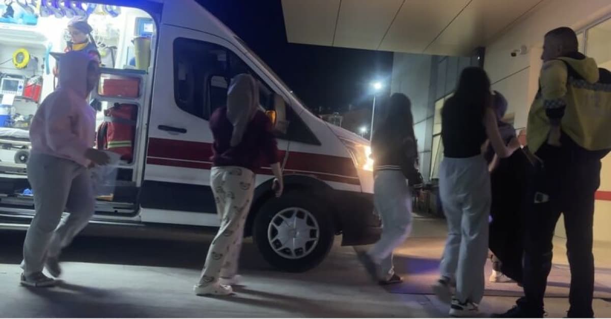 52 öğrenci zehirlendi! Valilikten açıklama