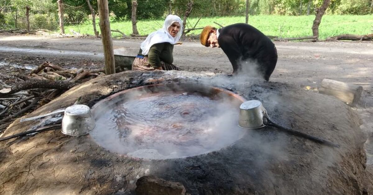 Bitlis'te asırlık pekmez geleneği