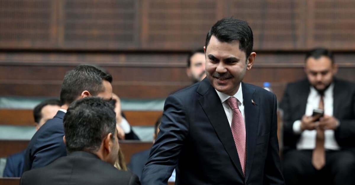 "Özgür bey iftira siyaseti yapıyor"