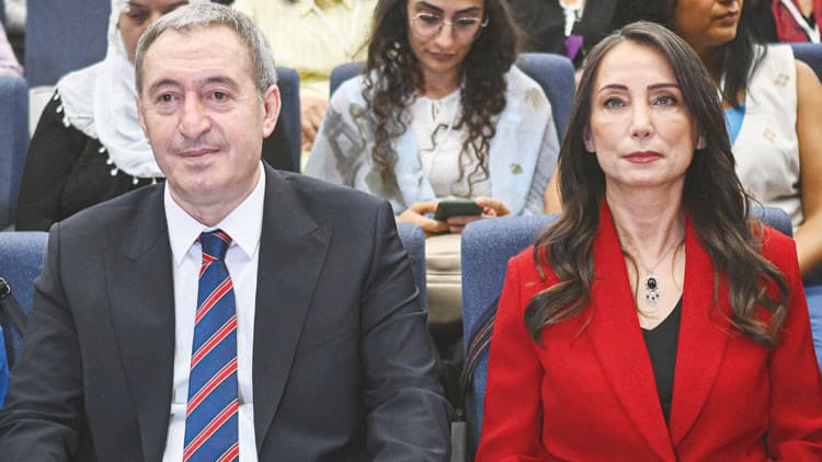 Yeniden seçildiler