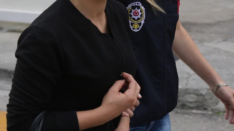 Bebeğini 9 yerinden bıçaklayıp öldürmüştü: Yargıtay, verilen ceza kararını bozdu