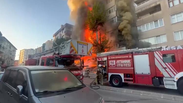 Kartal’da sabah saatlerinde dehşet anları: Alev alev yanan market küle döndü