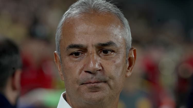 Fenerbahçe Teknik Direktörü İsmail Kartal istifa etti!