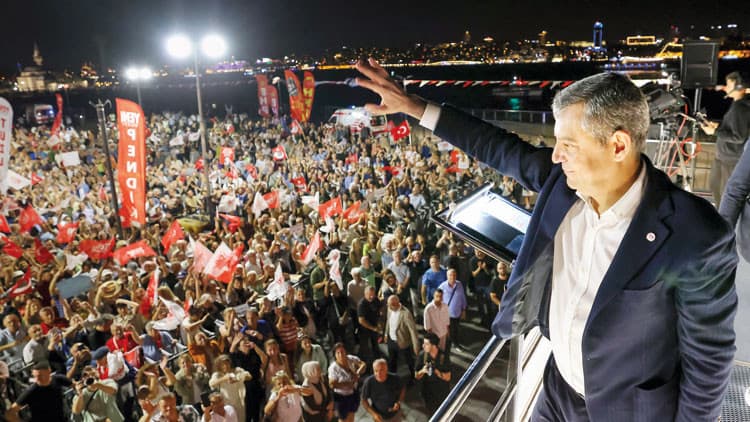 Boyun eğmeyenler tarihe geçti