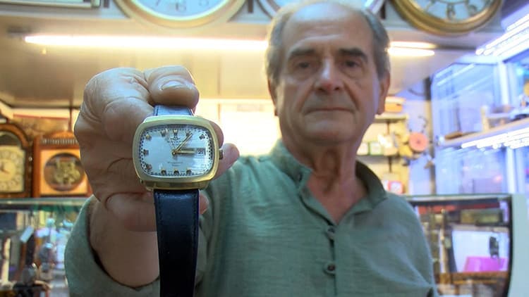 52 yıl sonra yeniden çalıştırdı, 1.500 dolardan vitrine koydu
