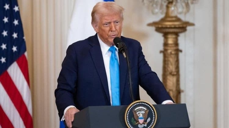 Trump duyurdu: ABD'li yetkililer İran heyetiyle görüştü