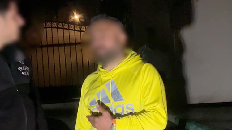 Polis kurşununa ve ihtarına aldırmadı: 40 kilometre kaçan 200 promil alkollü sürücü kelepçelendi