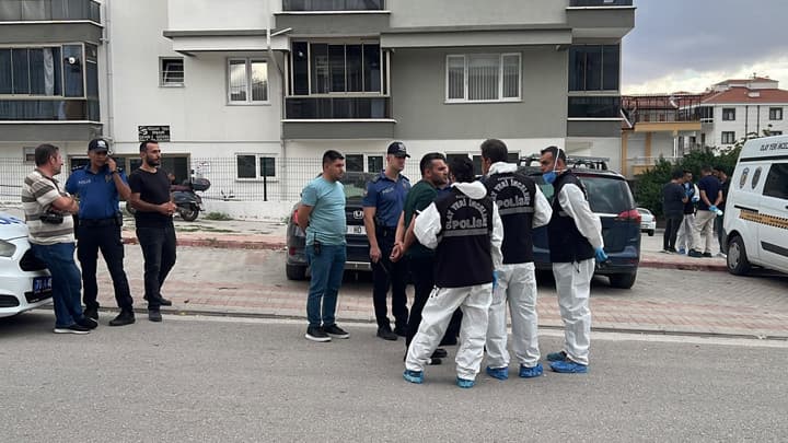 Karaman'da kan donduran olay: Boşanma aşamasındaki çift, evlerinde ölü bulundu! Ekipler 'Siyanür var, girmeyin' notuyla karşılaştı