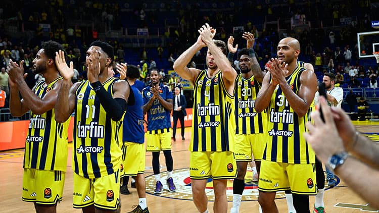 EuroLeague'de çifte sınav!