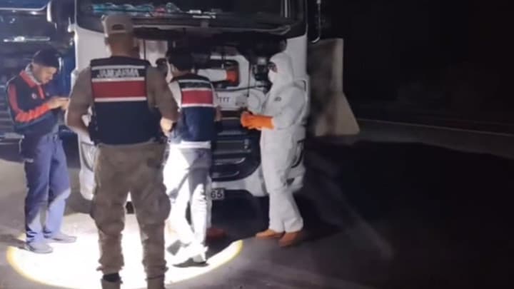 35 ilde düzenlenen operasyonlarda 653 kilo uyuşturucu ele geçirildi! 172 kişi tutuklandı